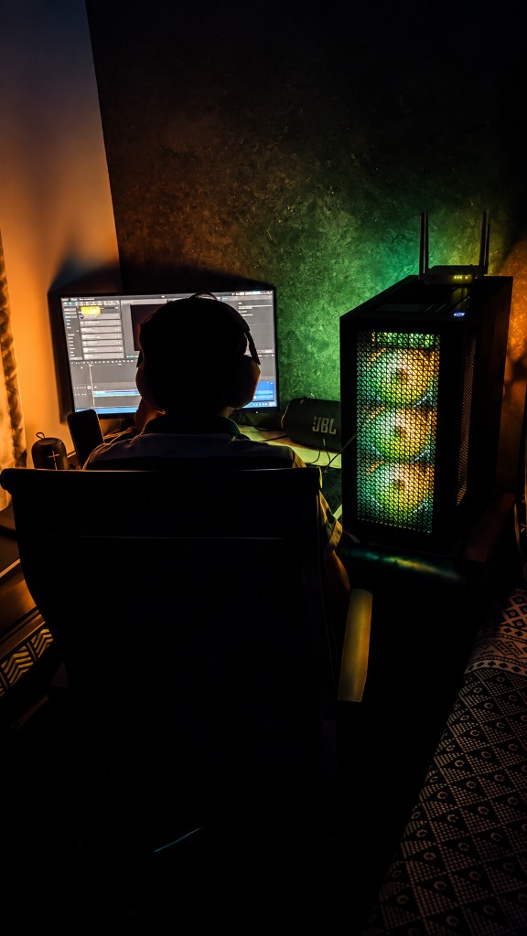 Zavyan working on a digital project